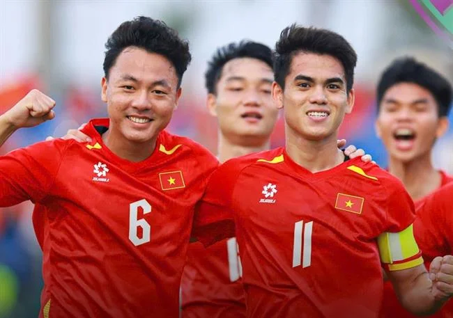 Thưởng chào mừng 100%